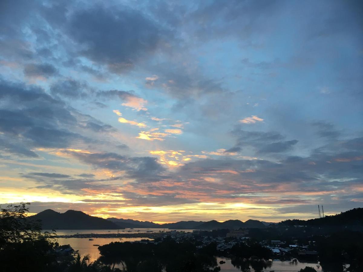 Purple Homestay Hillside 科隆 外观 照片